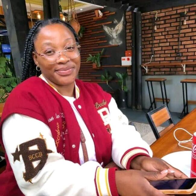 Babysitter in Vila Nova de Gaia: Luisa