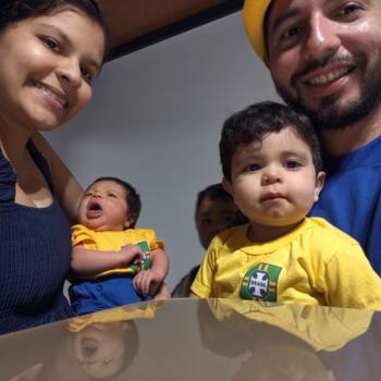 Babysitting job in Brasília: babysitting job Adriely