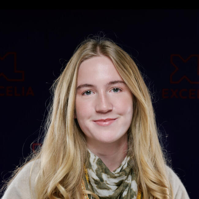 Babysitter in Tours: Laura