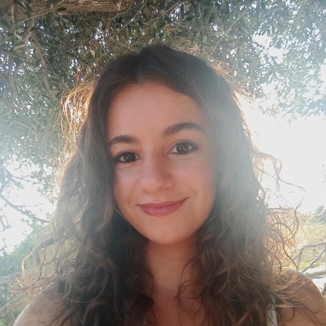 Babysitter στην περιοχή Γαλάτσι: Ευγενία