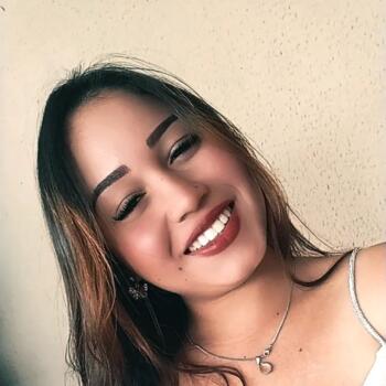 Babá em Goiânia: Ester