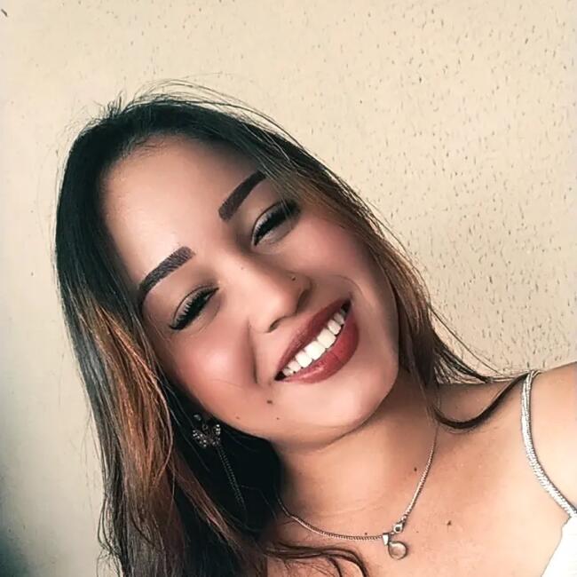 Babá em Goiânia: Ester