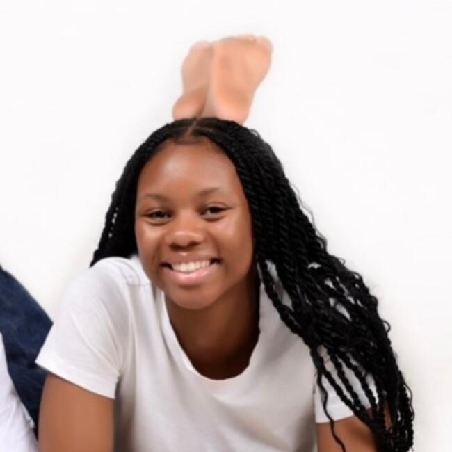 Babysitter in Cape Town: Debbie