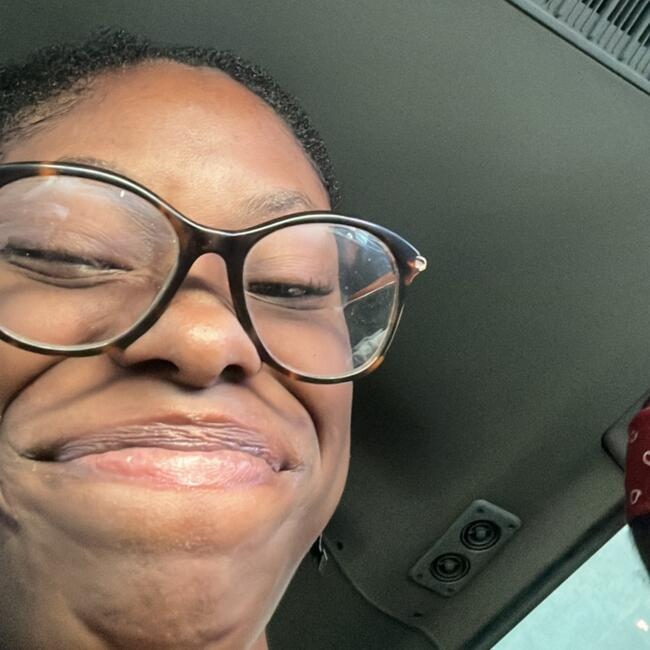 Babysitter in Kingston: Shae