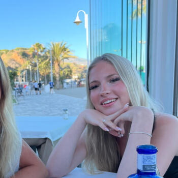 Babysitter in Helsingborg: Alicia Paunovic