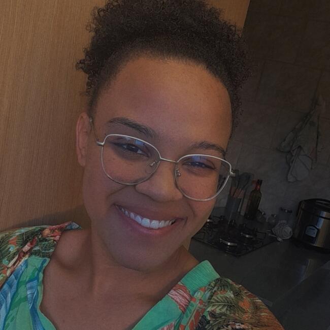 Babá em Juiz de Fora: Tamires