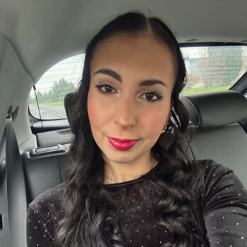 Babysitter in Clermont-Ferrand: Nina