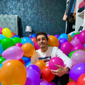 Babysitter in Trollhättan: Hussam