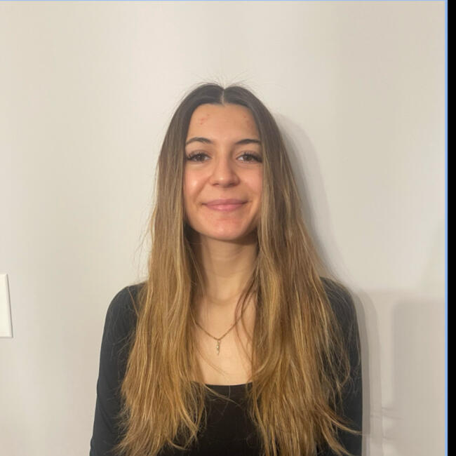 Baby-sitter in Markham: Rachel