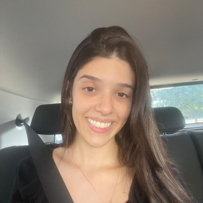 Babysitter in Araranguá: Ana luiza