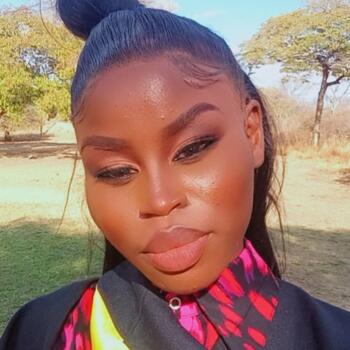 Babysitter Pretoria: Venia Tadiwanashe