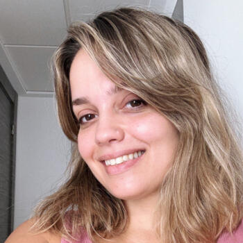 Canguro en Elche: Yasmine