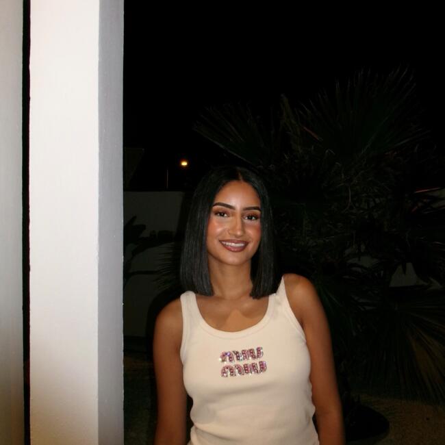 Babysitter in Castelnau-le-Lez: Yasmine