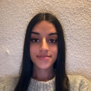 Babysitter in Tübingen: Mina