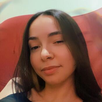 Babysitter in Maringá: Caroline