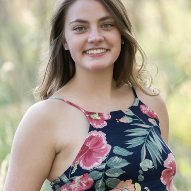 Natalie (18) Babysitter in Colorado Springs Babysits