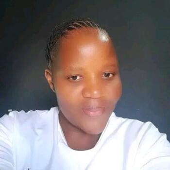 Babysitter in Johannesburg: Melody