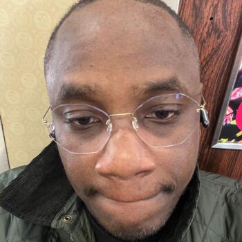 Δουλειά για nanny (νταντά) στην περιοχή Λυών: δουλειά φύλαξης παιδιών Jean