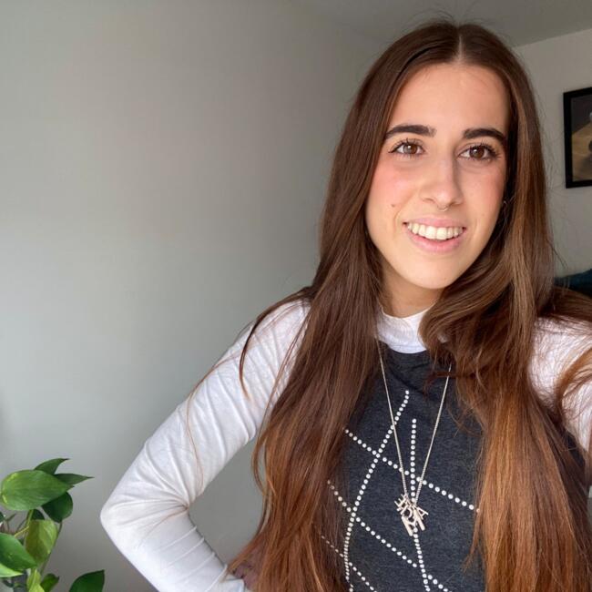 Babysitter in Burgos: Delia