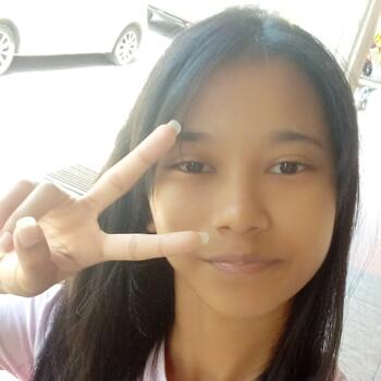 Babysitter in Taiping: Jingyi