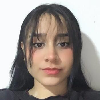 Babysitter in Soledad: Camila