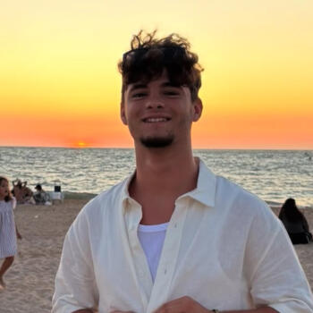 Canguro en Sevilla: Sergio