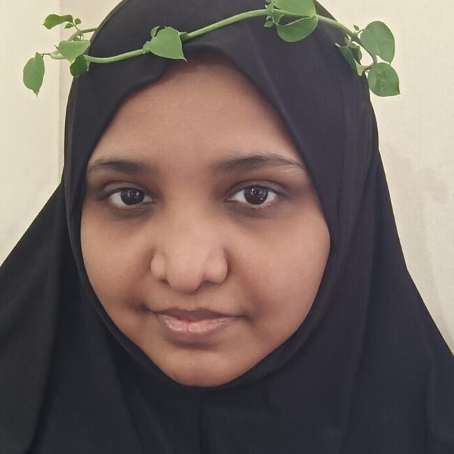 पुणे में बेबीसिटर: Nasim