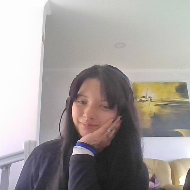 Babysitter in Lisbon: Tânia Zholob