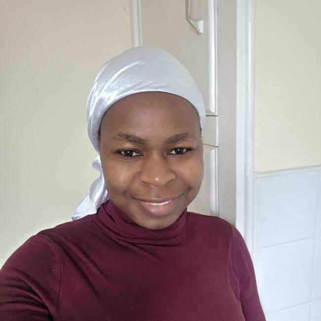 Babysitter in Brentford: Betty