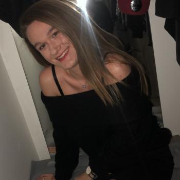Baby-sitter in Montesson: Alexia
