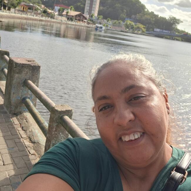 Babá em Itanhaém: Monica