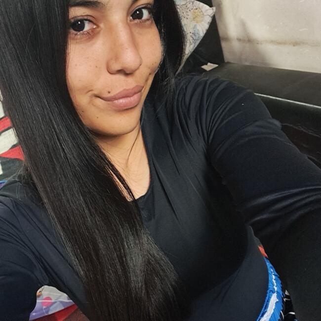 Babysitter in Guernica: Micaa