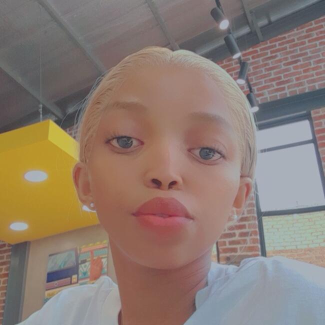 Babysitter in Soweto: Amanda