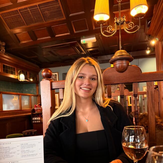 Babysitter in Adelaide: Constance