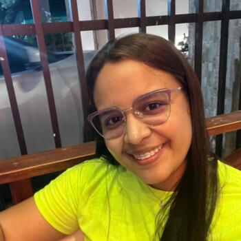 Babysitter in Borgo (Piemonte): Lauren