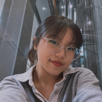 Babysitting job in Singapore Island: babysitting job Nur