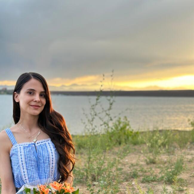 Babysitter in Pittsburgh: Aleda Eva