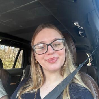 Babysitter in Farmington (Connecticut): Mya