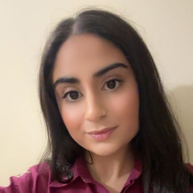 Babysitter in Coatbridge: Juwairiah