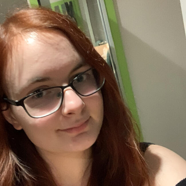 Babysitter in Cardiff: Cara