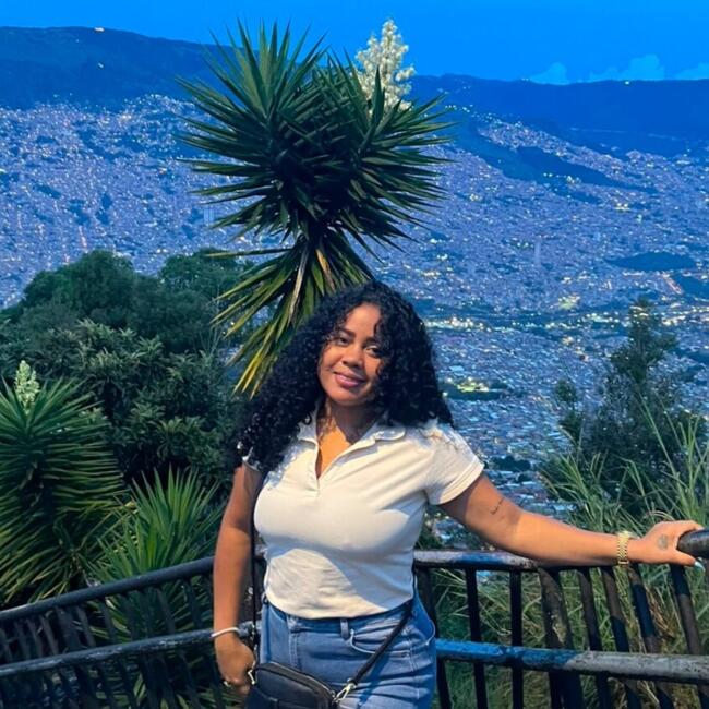 Babysitter in Medellín: Maryoris paola