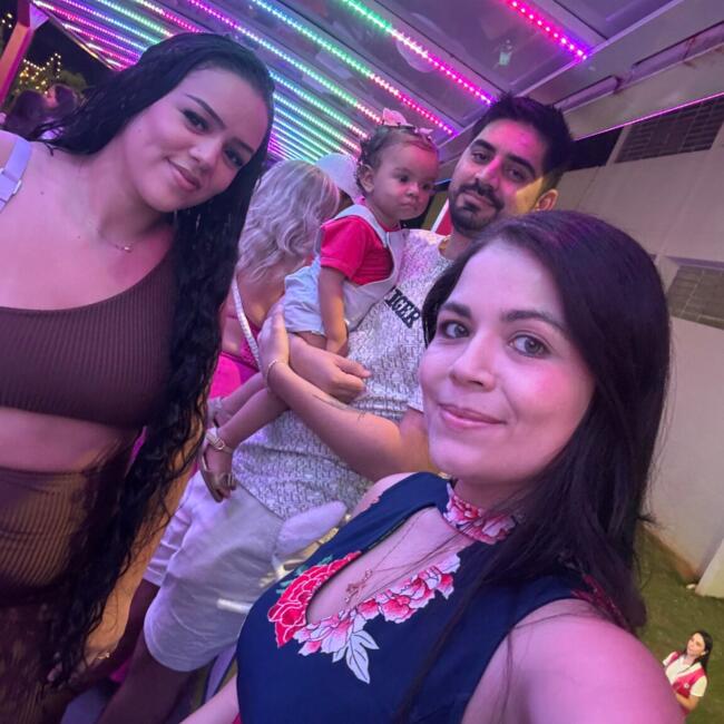 Emprego de babá em Florianópolis: Jenny