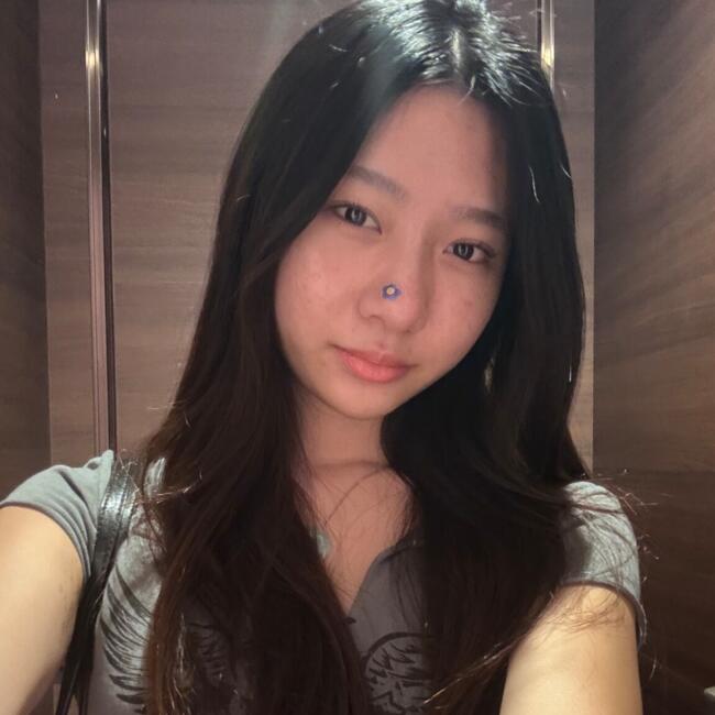 Babysitter in Singapore Island: Jennie
