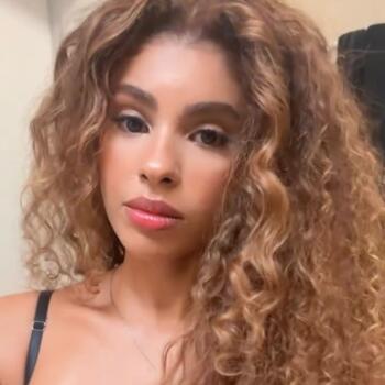 Babysitter in Oeiras: Juliana