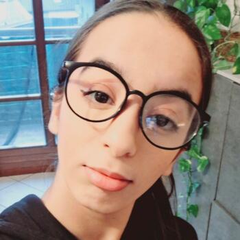 Babysitter a Mori: Hajar