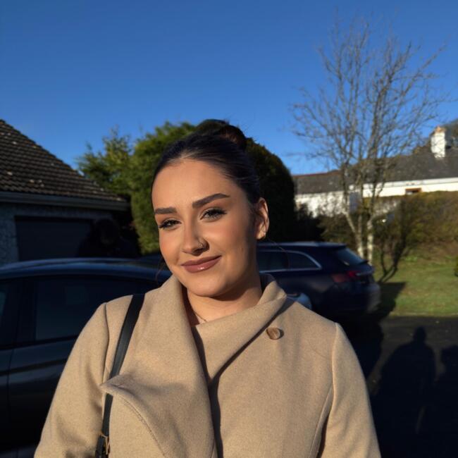 Babysitter in Galway: Anna