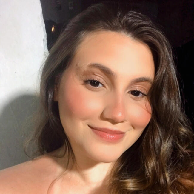 Babysitter in Foz do Iguaçu: Ana Beatriz