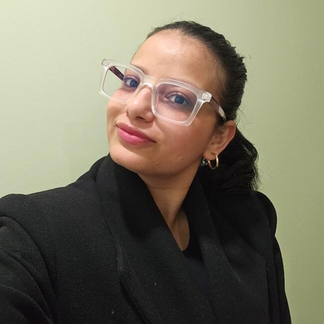 Baby-sitter in Oshawa: Sanjana