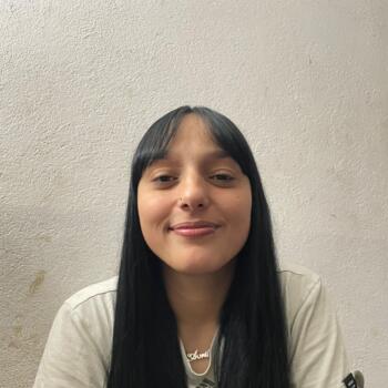 Niñera en Montevideo: Avril