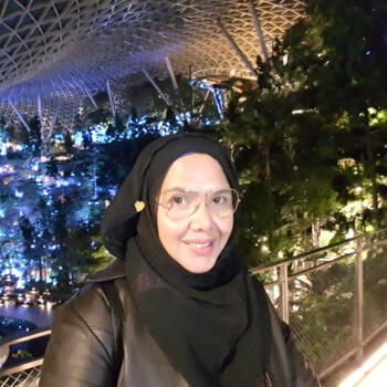 Pengasuh di Singapore: Adah